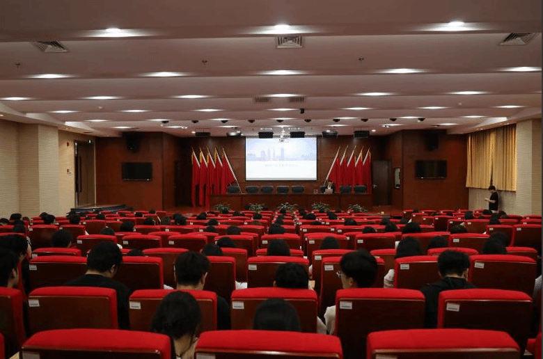 英国365上市公司“国际交流活动月”圆满落幕